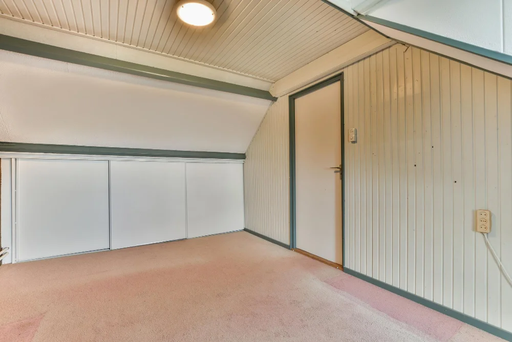 Determining If Your Garage Ceiling Is Already Insulated - Empty Garage